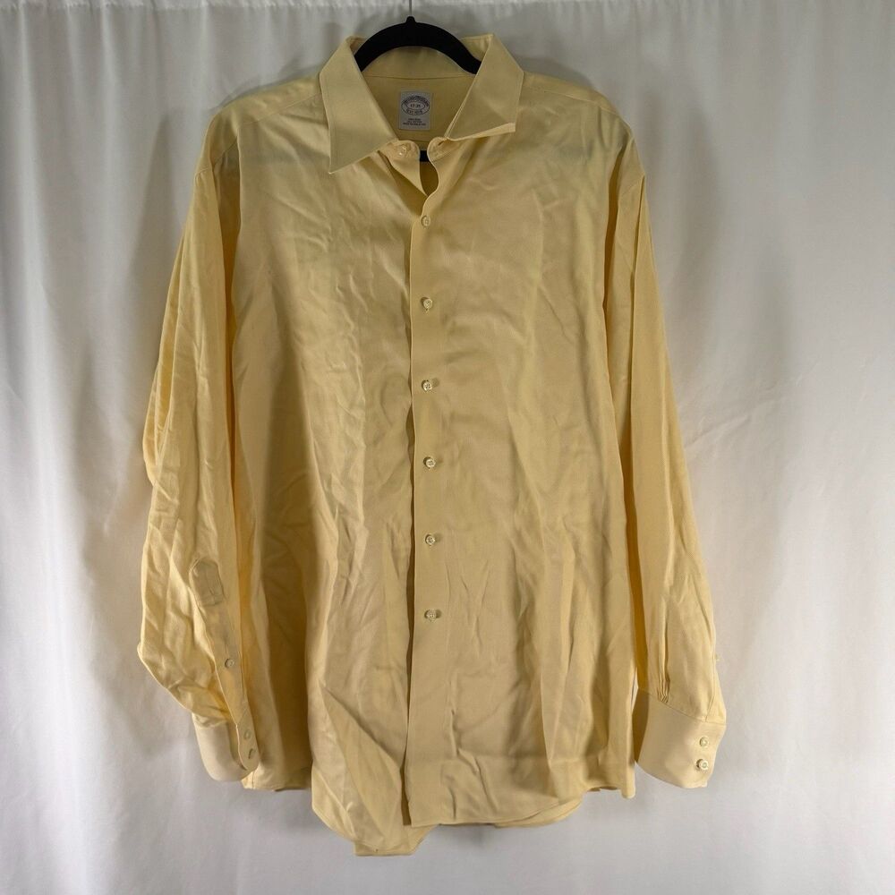 Brooks Brothers Dress Shirt Men's 17 35 Yellow Long Sleeve Button Up All Cotton